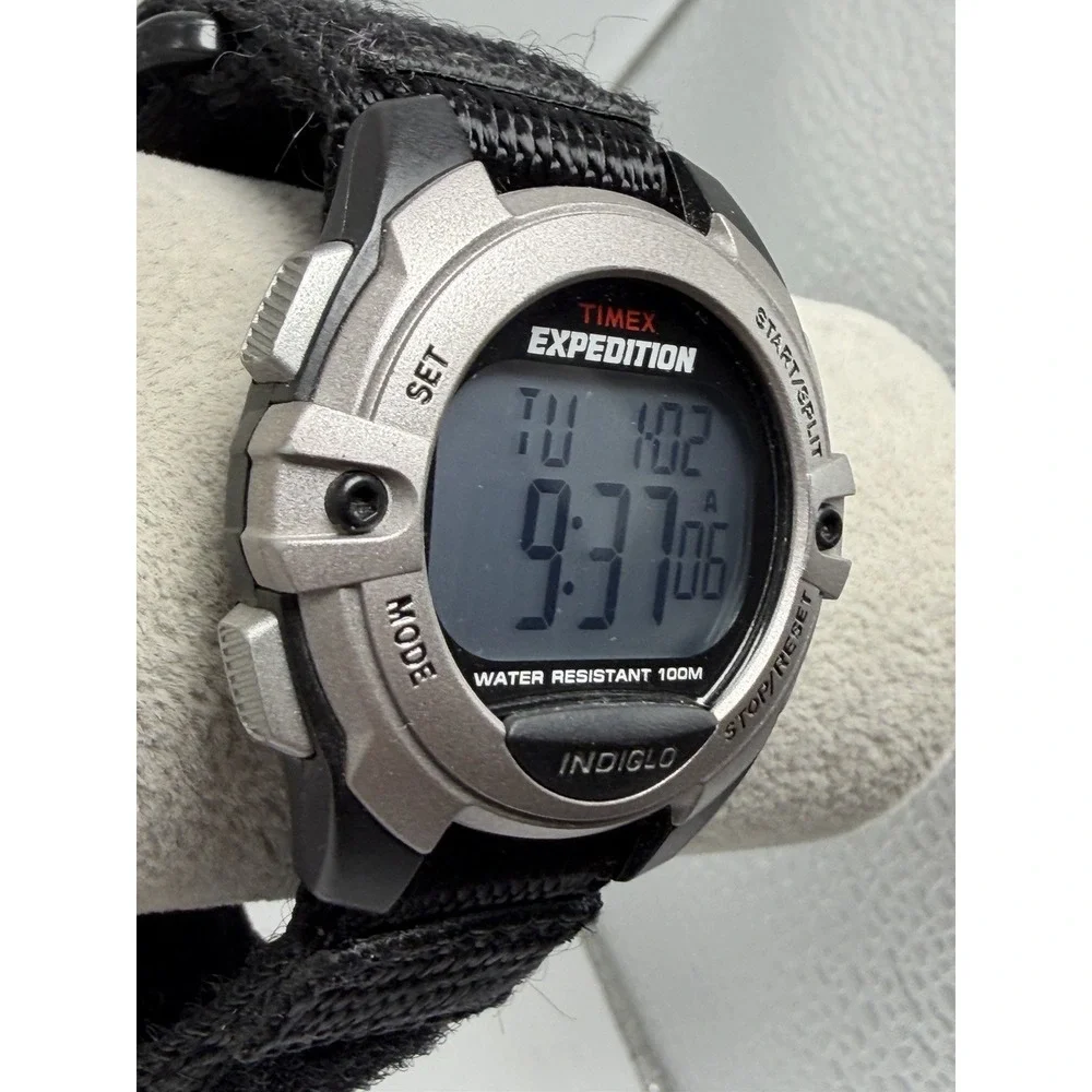 Timex T45871 New Battery 2006 Mens Watch 42MM 8